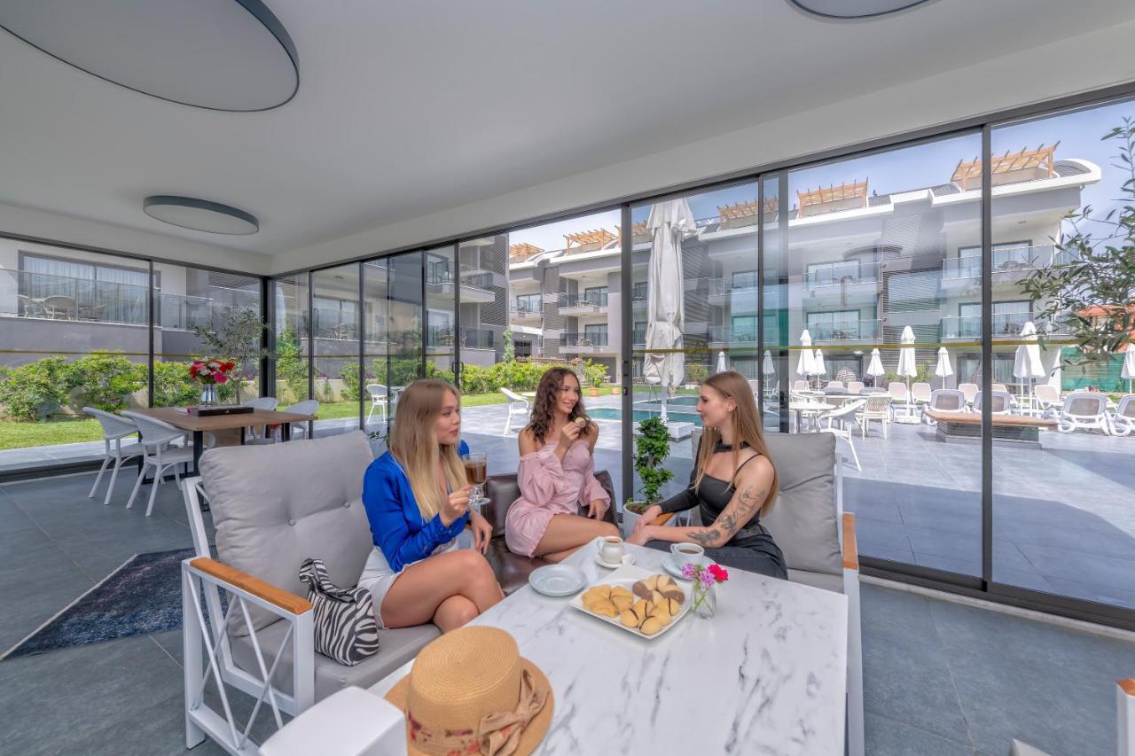 A Suite Side Ngoại thất bức ảnh